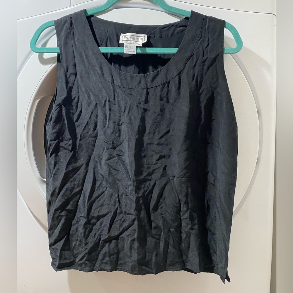 Paradigm Black silk tank size 8